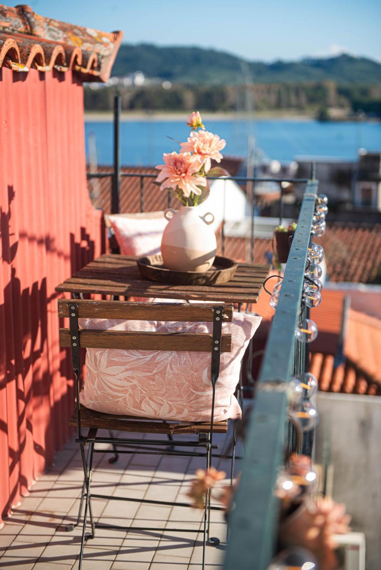 Viana Rooftop House - Apartment In The Historic Center With River View Viana do Castelo Kültér fotó